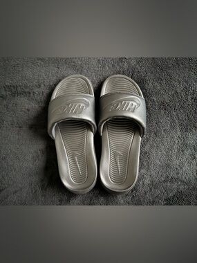 Nike Victori One Slide Sandals